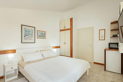 Room 21
